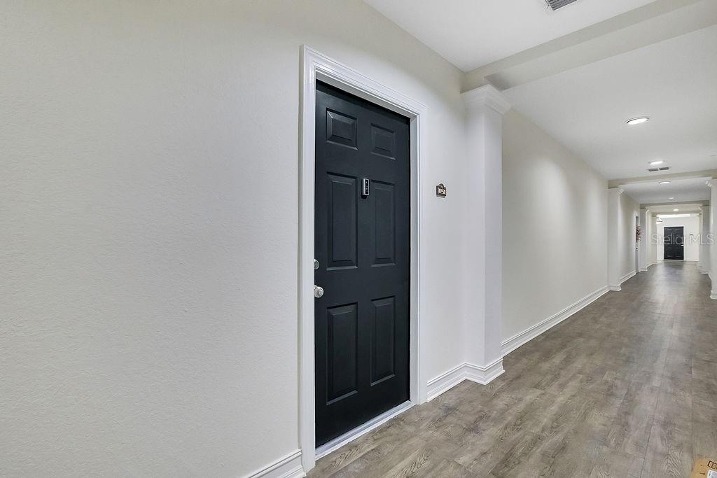 REGISTRY/MICHIGAN PARK CONDO - Residential