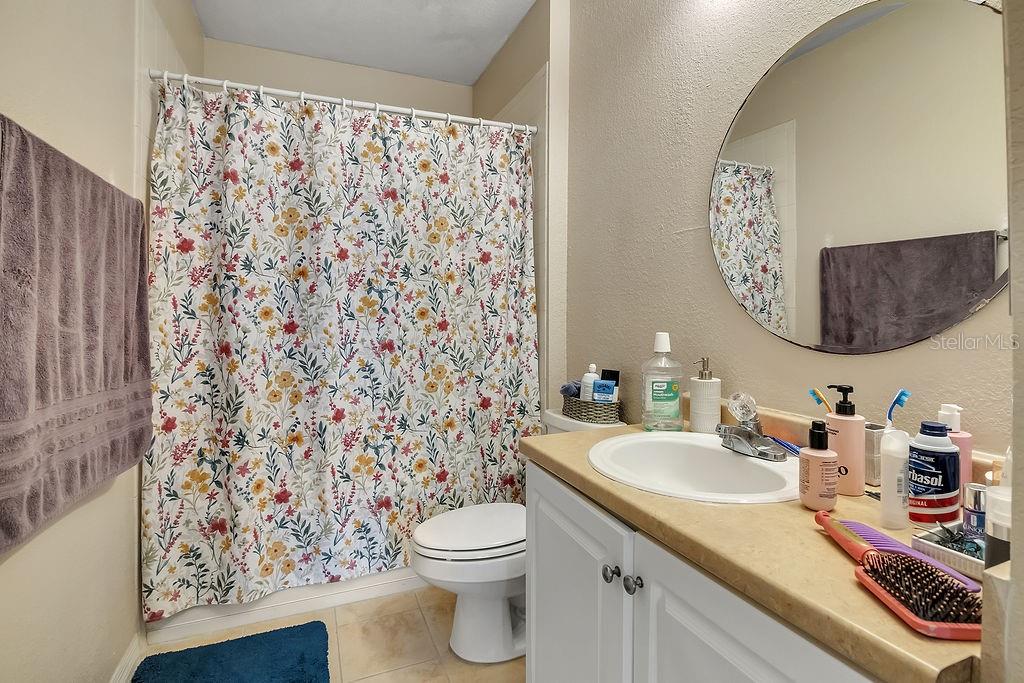 REGISTRY/MICHIGAN PARK CONDO - Residential