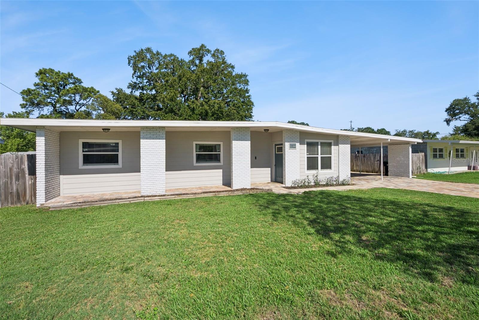 TWIN LAKES ESTATES - Residential