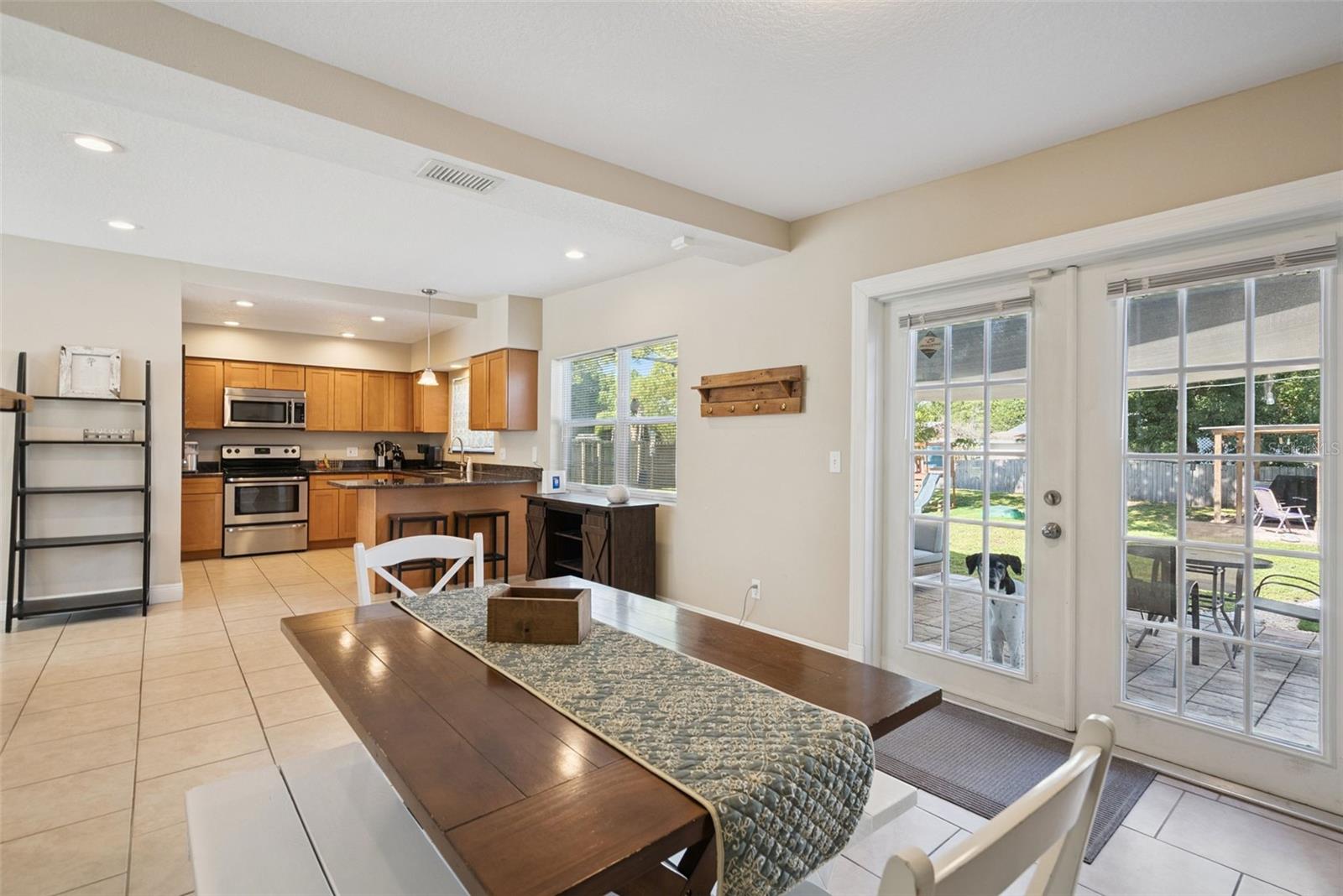TWIN LAKES ESTATES - Residential