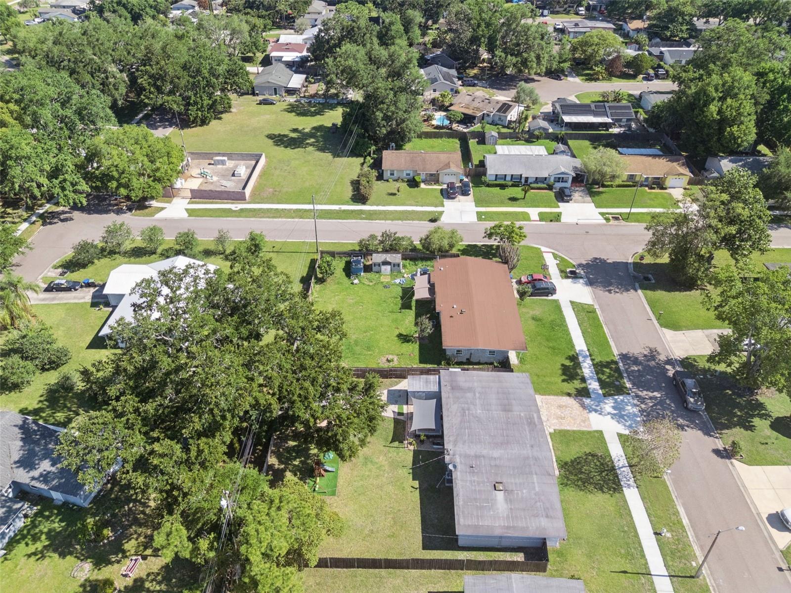 TWIN LAKES ESTATES - Residential
