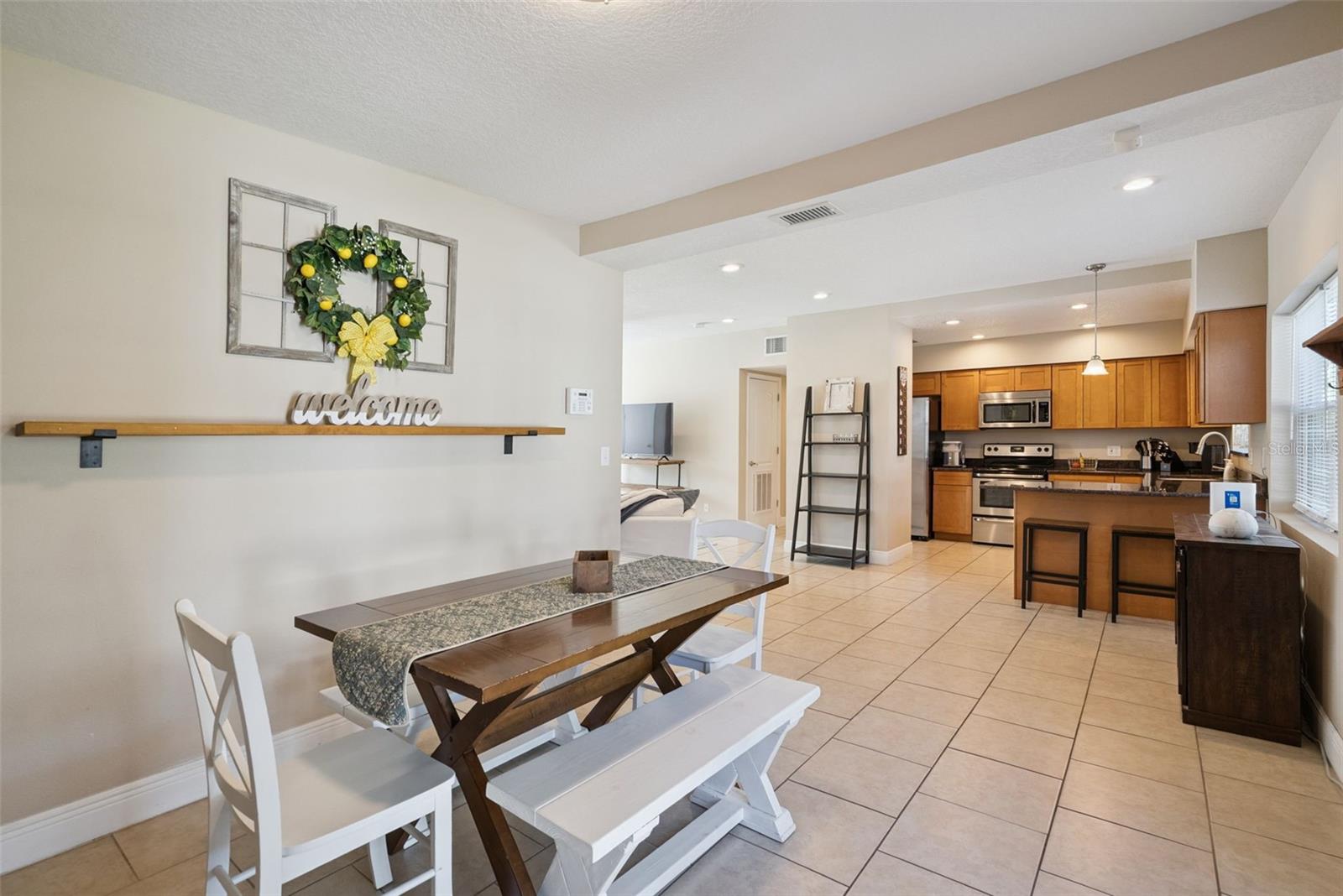 TWIN LAKES ESTATES - Residential