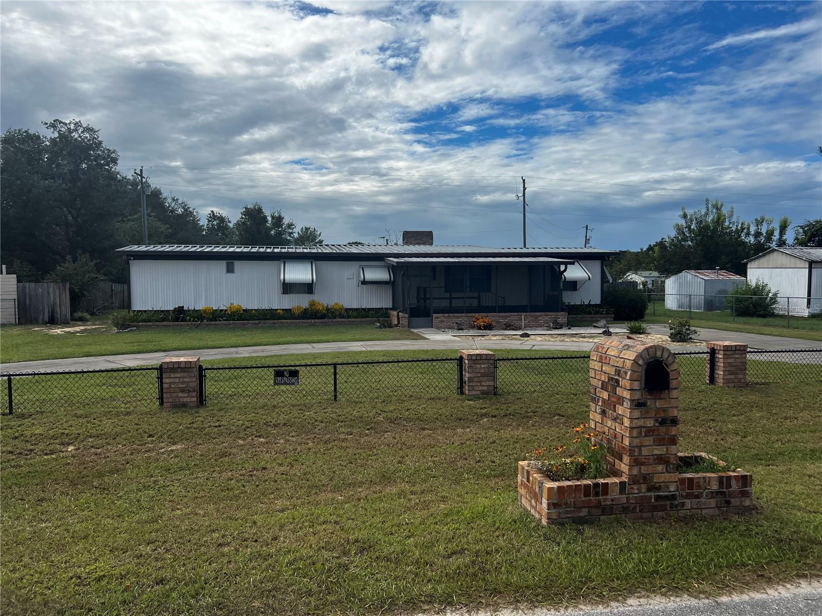 SANDY ACRES ESTATE - Residential