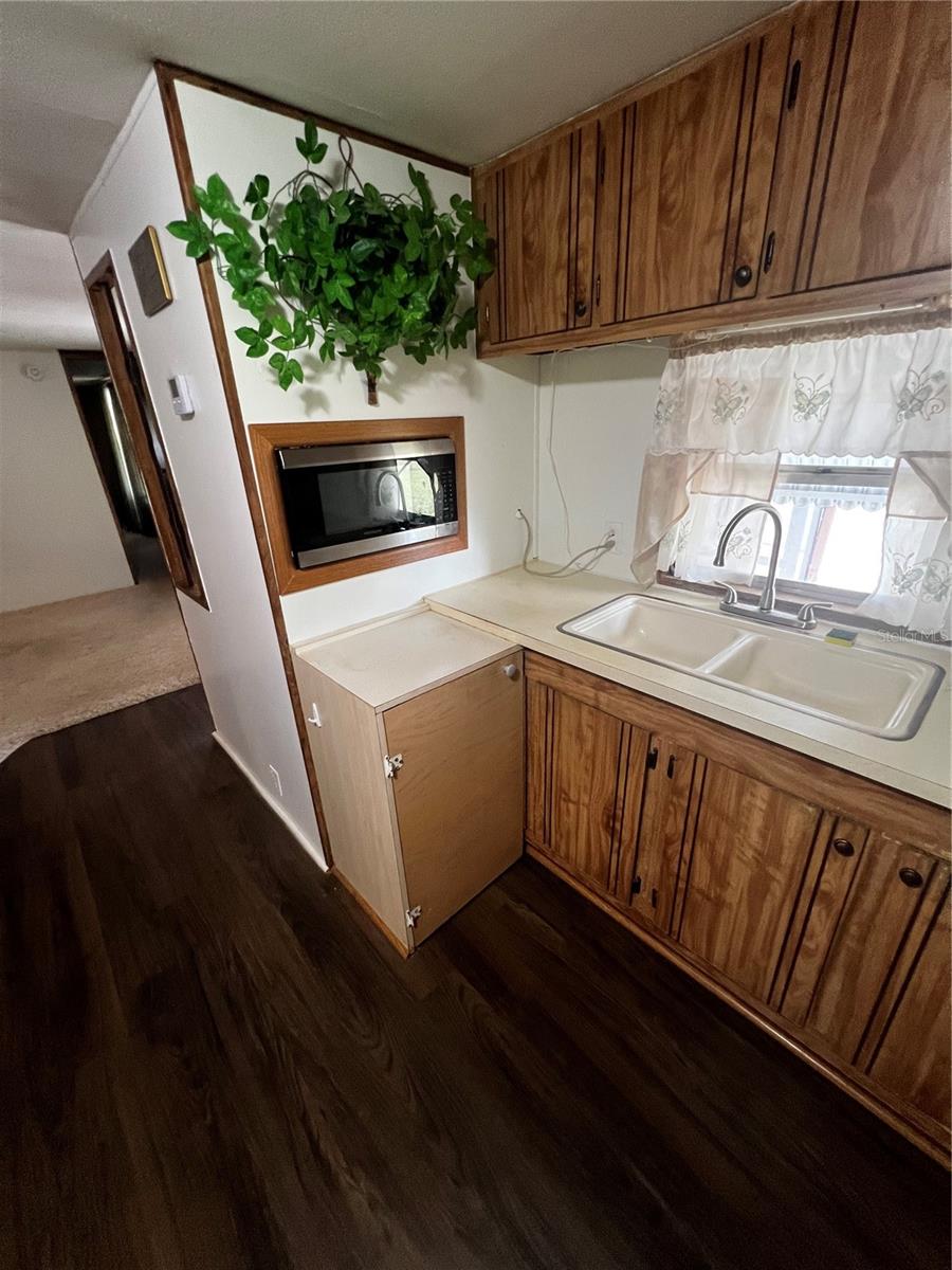 SANDY ACRES ESTATE - Residential