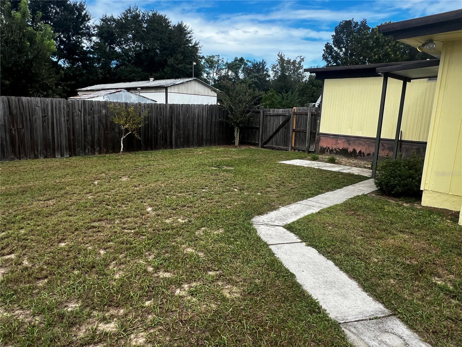 SANDY ACRES ESTATE - Residential