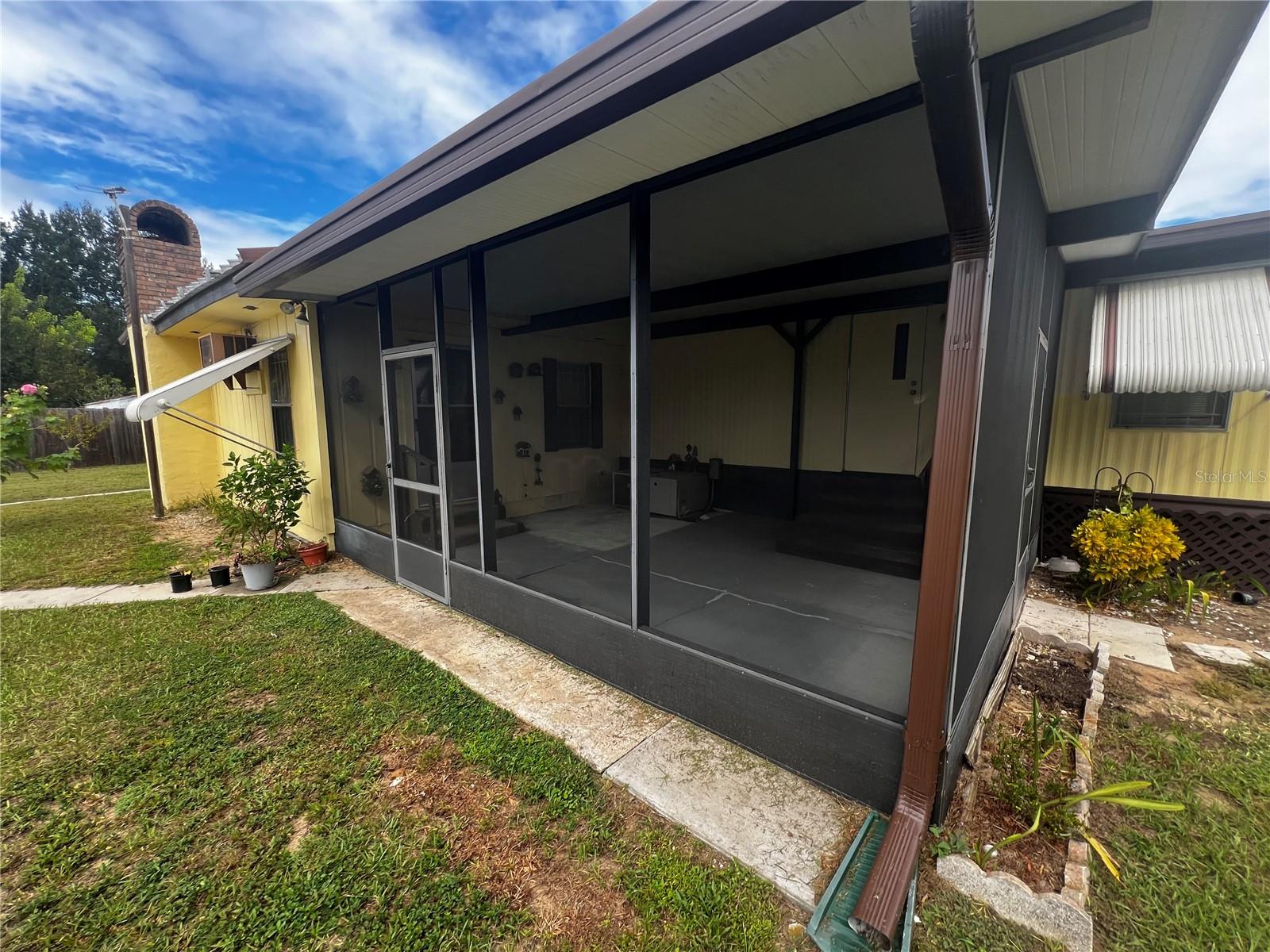 SANDY ACRES ESTATE - Residential