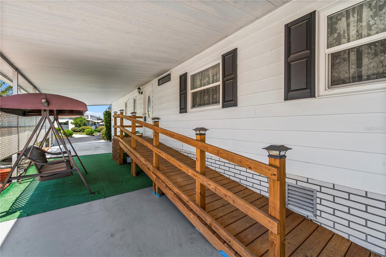 2513 INDEPENDENCE LANE