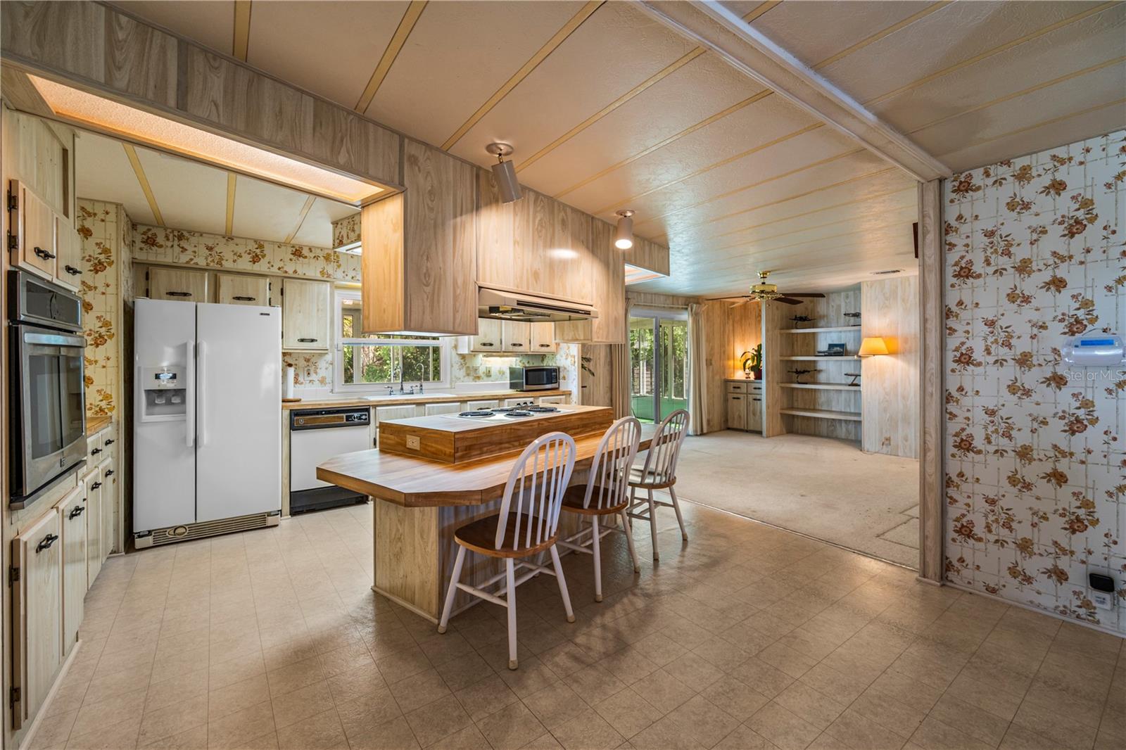 2513 INDEPENDENCE LANE