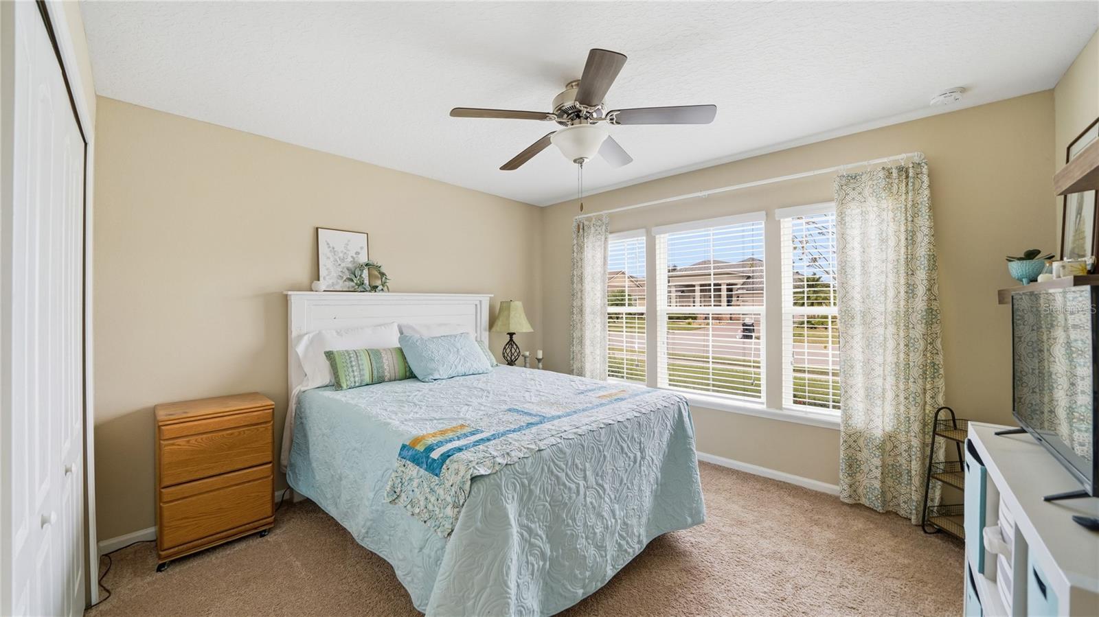 COUNTRY CLUB HARBOR - Residential