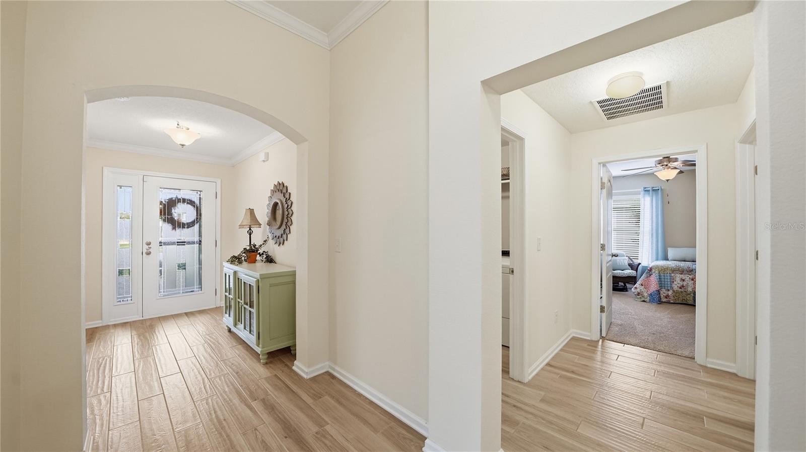 COUNTRY CLUB HARBOR - Residential