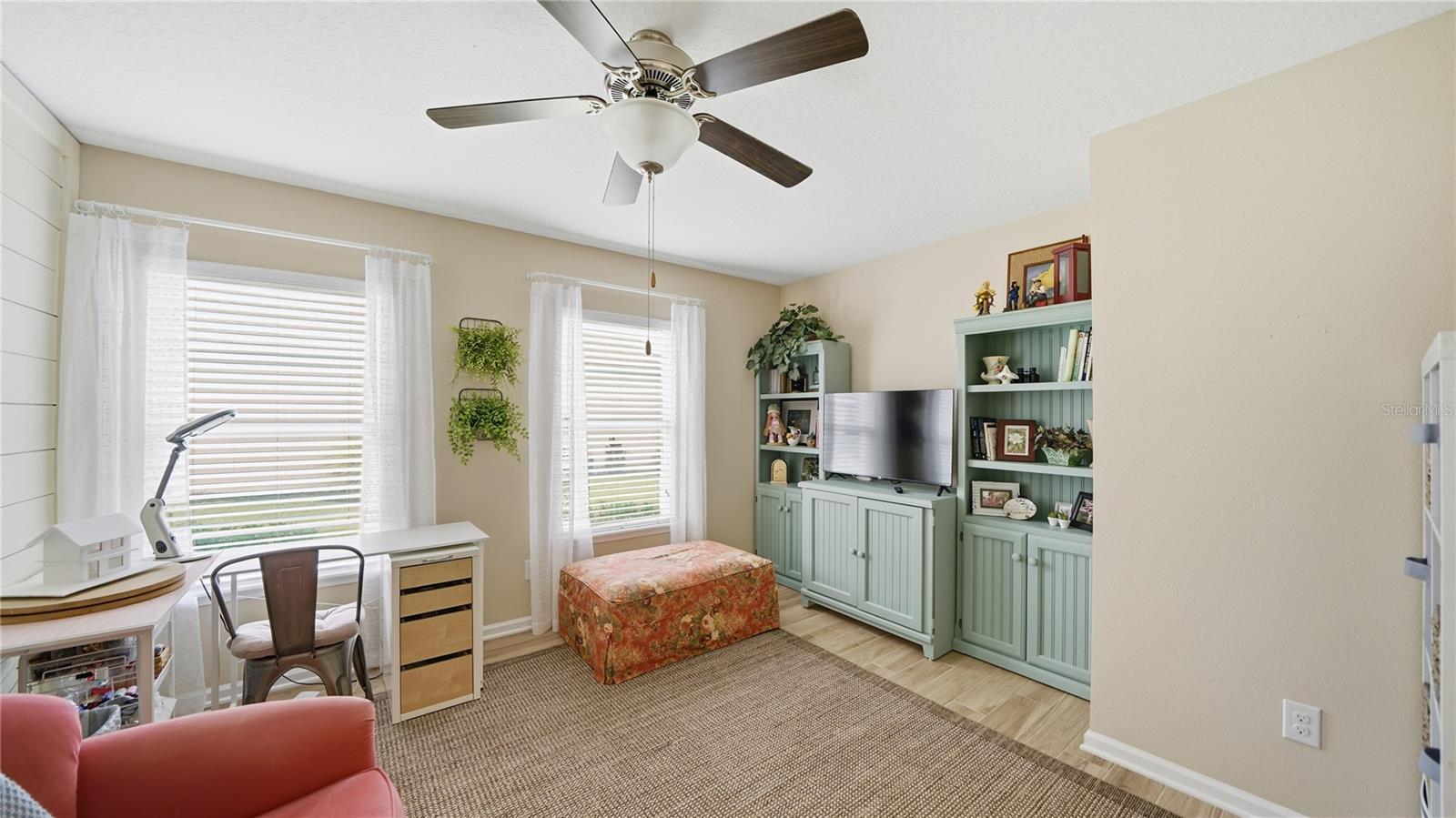 COUNTRY CLUB HARBOR - Residential