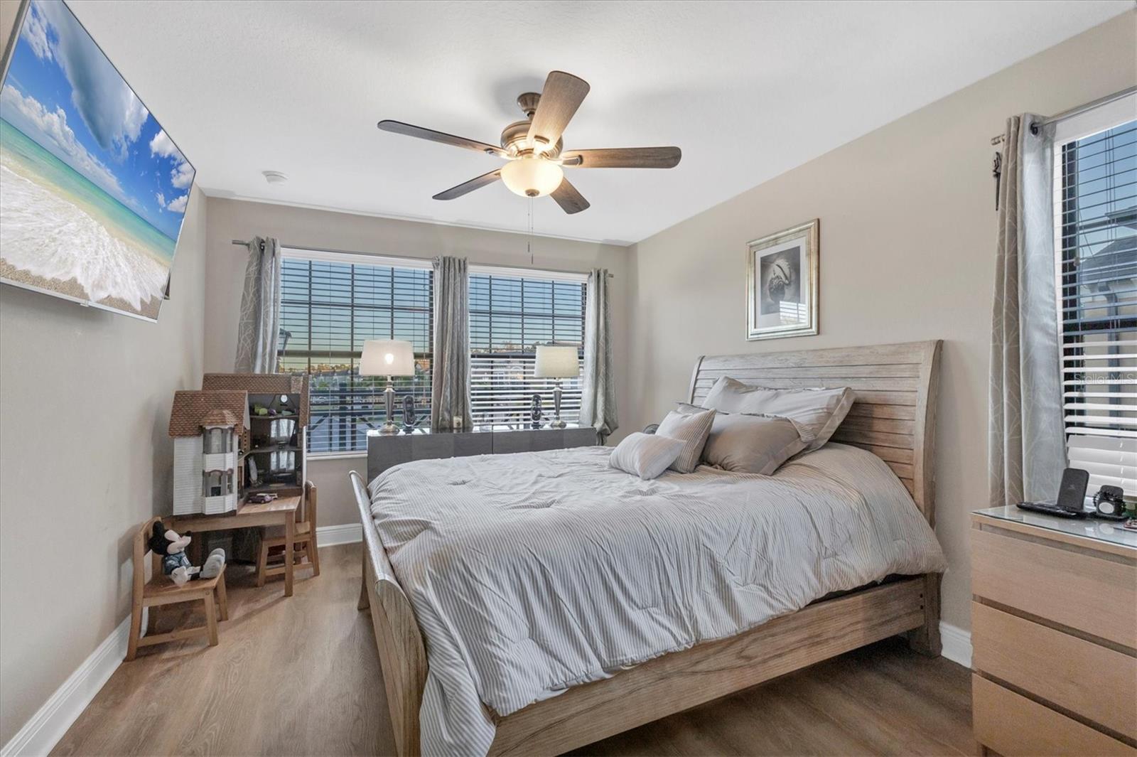 CREEKWOOD TOWNHOMES - Residential