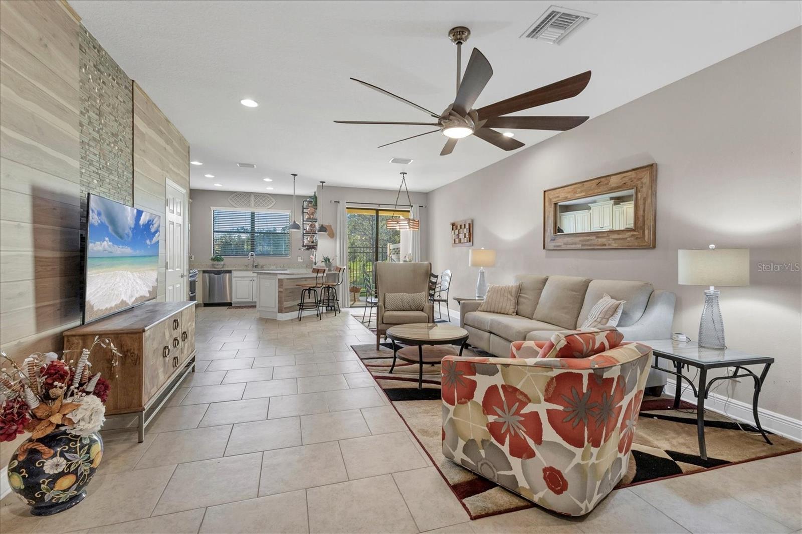 CREEKWOOD TOWNHOMES - Residential