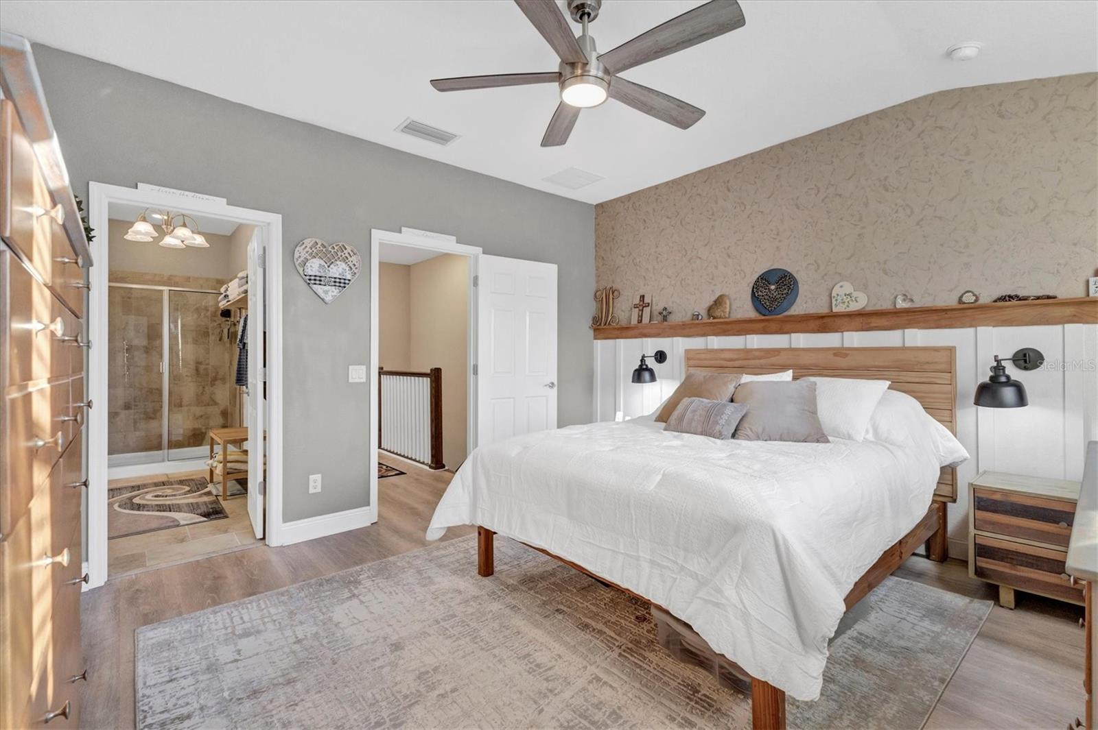 CREEKWOOD TOWNHOMES - Residential