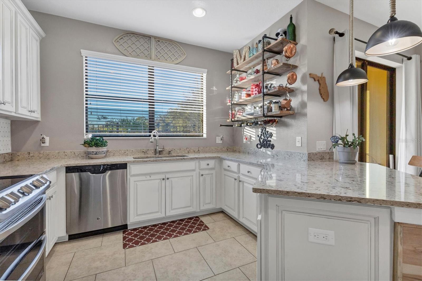 CREEKWOOD TOWNHOMES - Residential