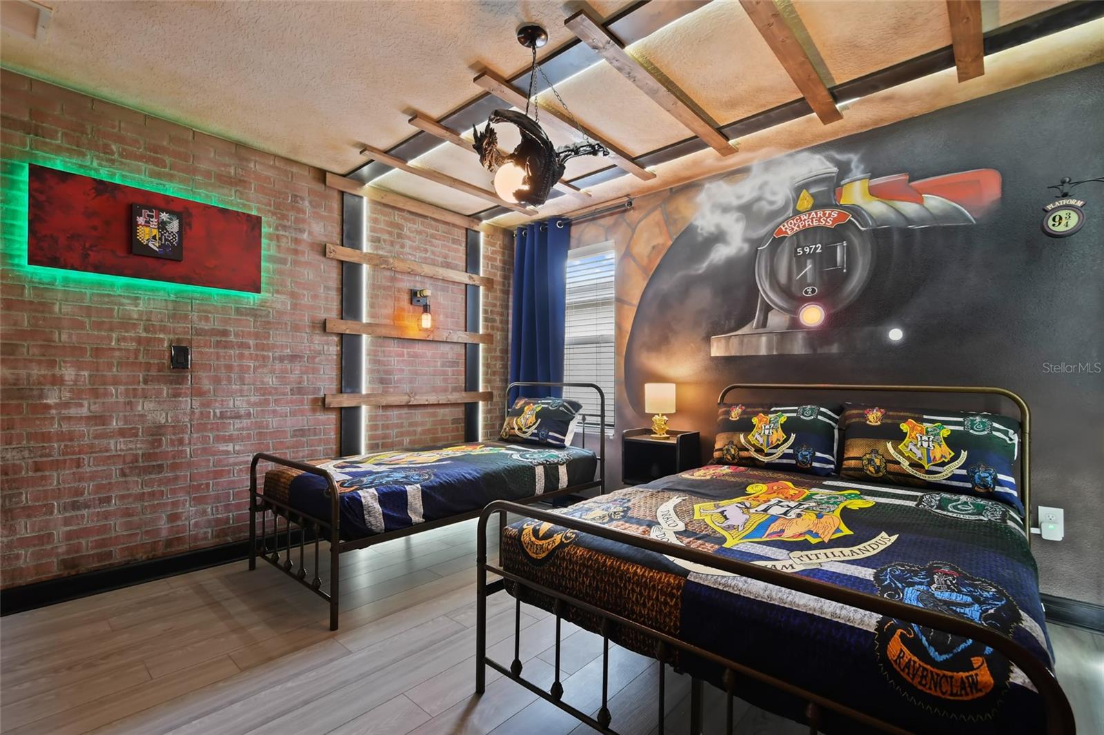 COVE AT STOREY LAKE 4 - Residential