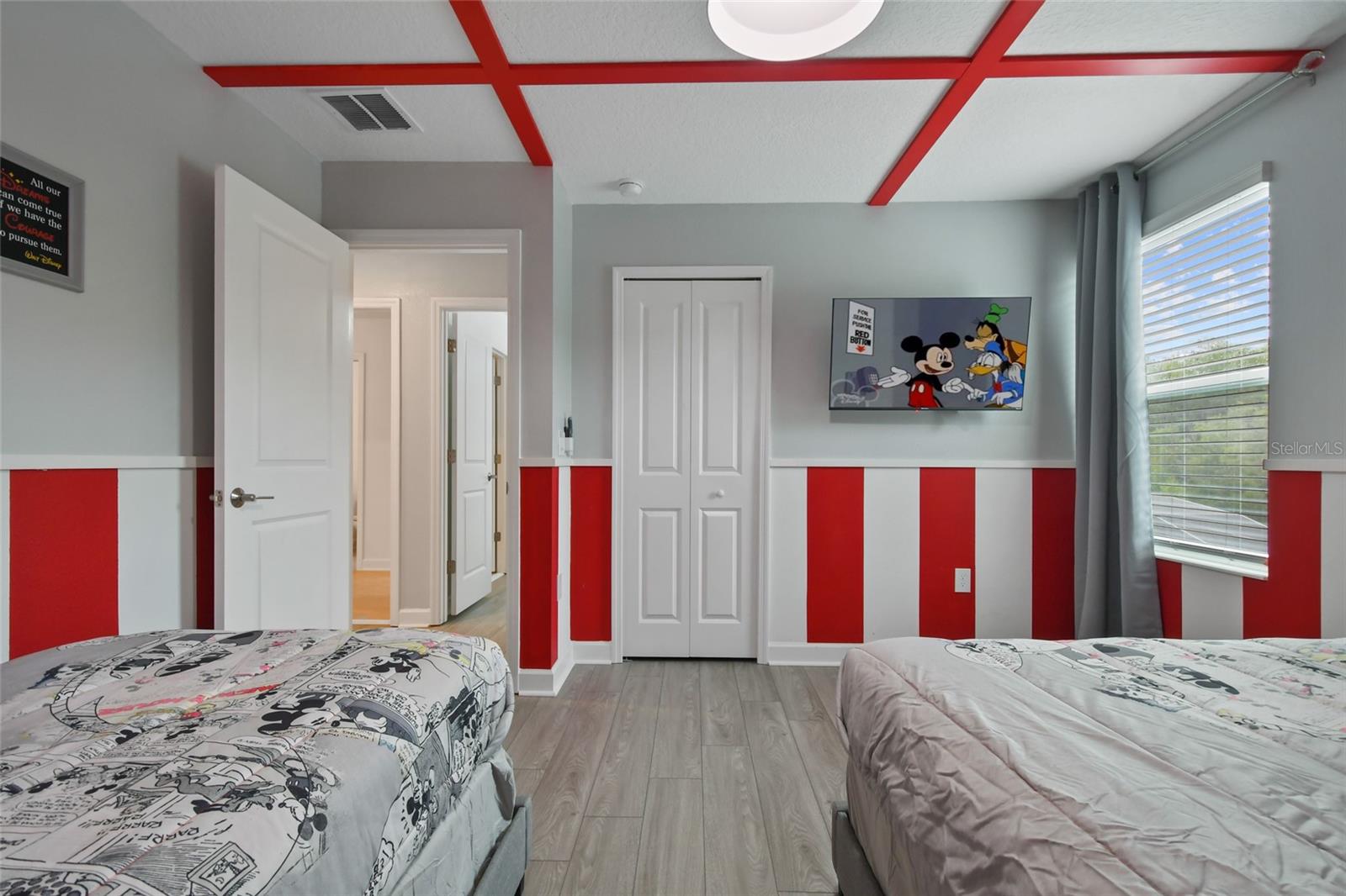 COVE AT STOREY LAKE 4 - Residential