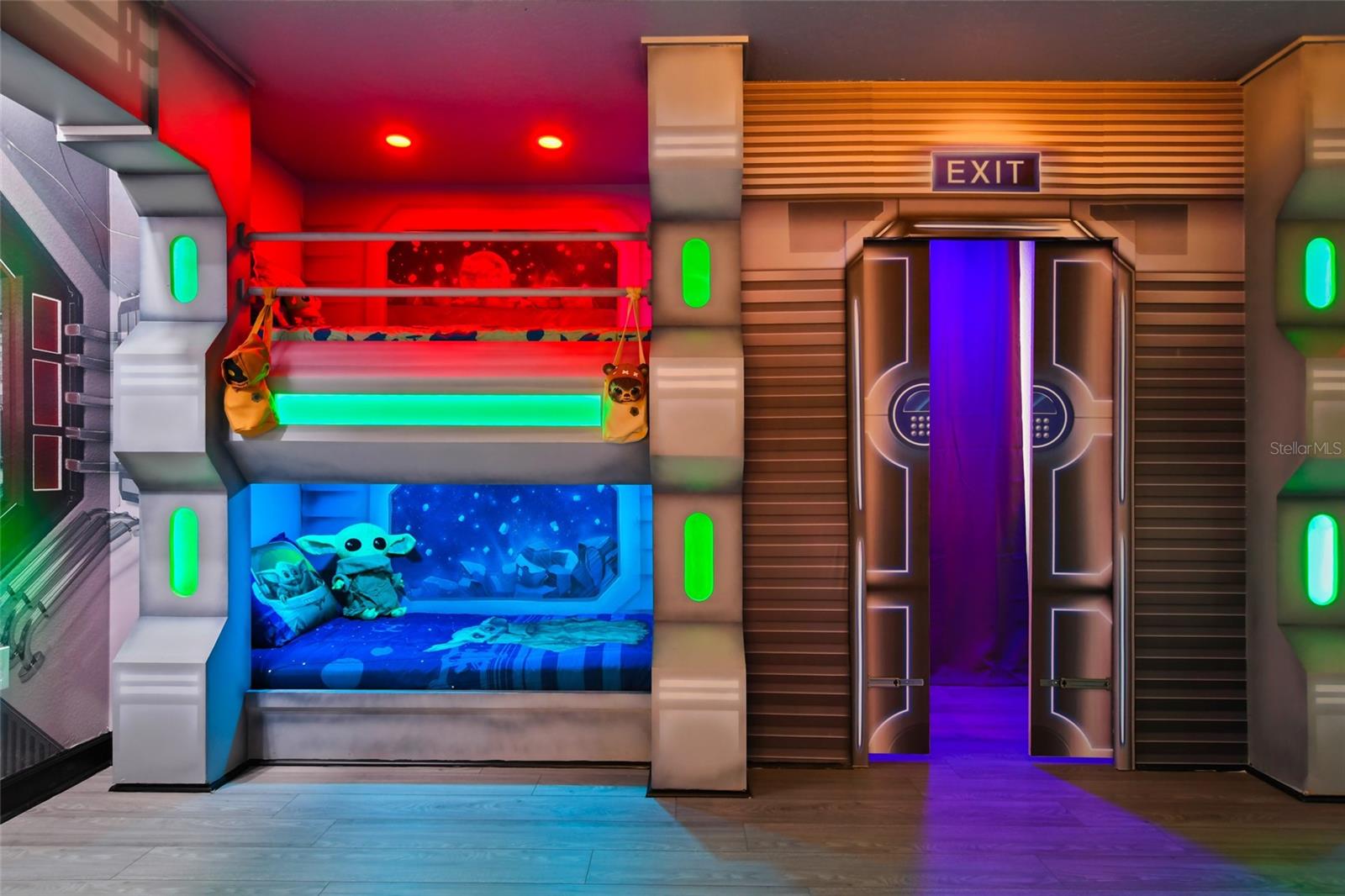 COVE AT STOREY LAKE 4 - Residential