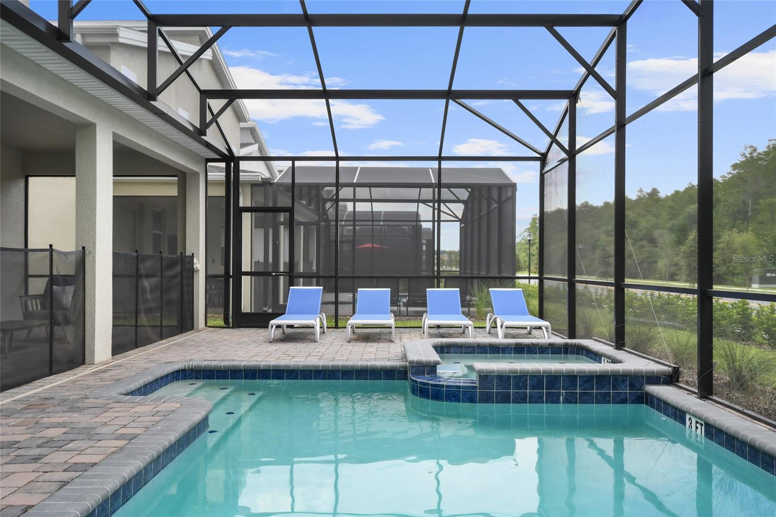 COVE AT STOREY LAKE 4 - Residential