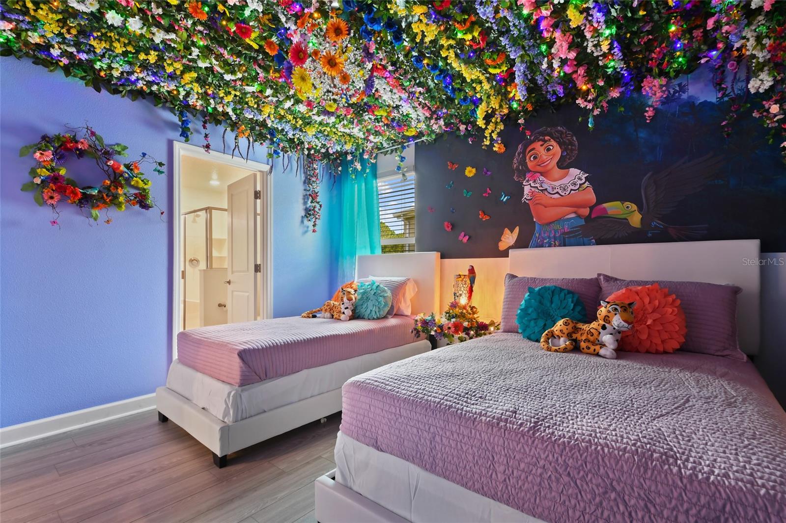 COVE AT STOREY LAKE 4 - Residential