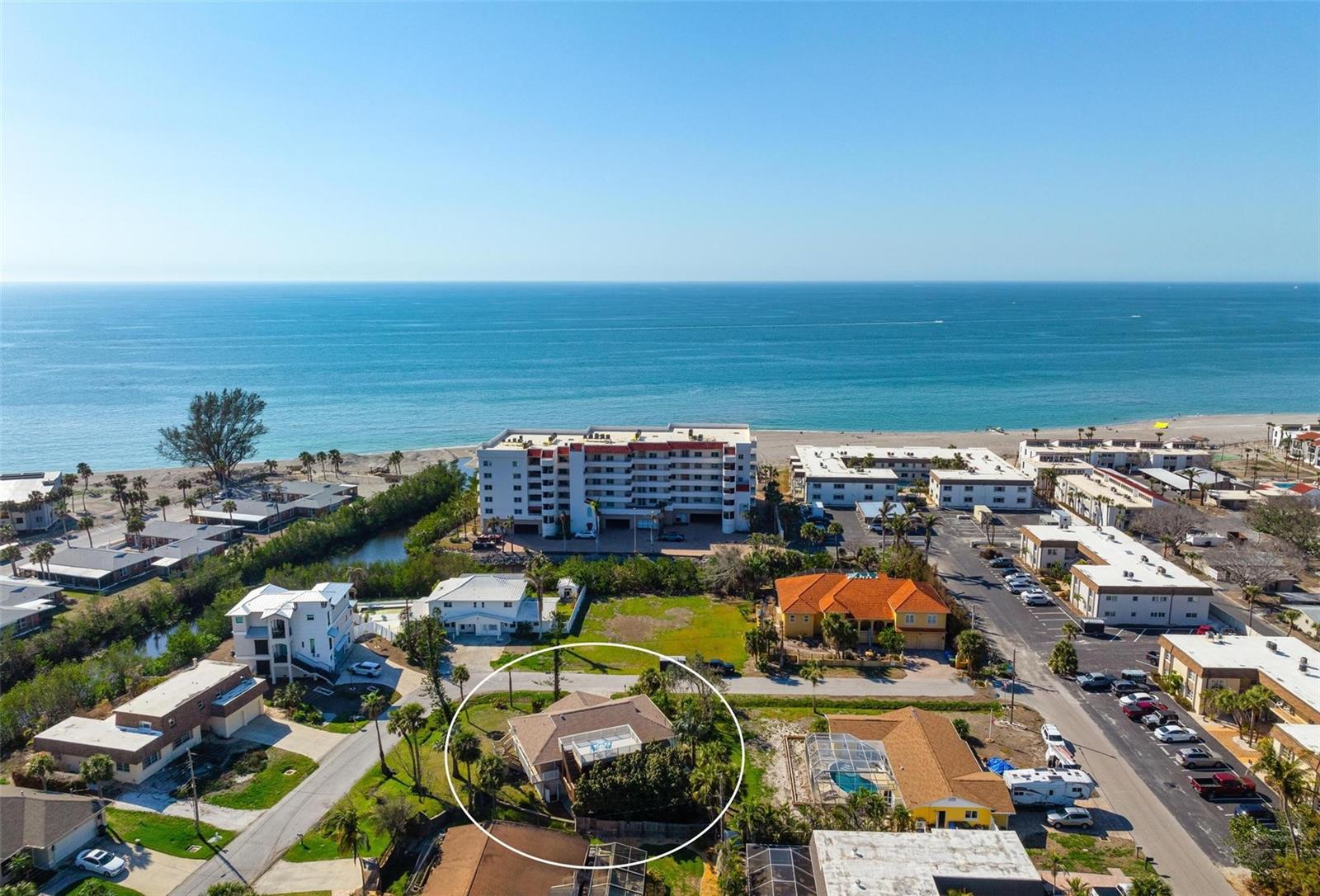 GOLDEN BEACH - Residential