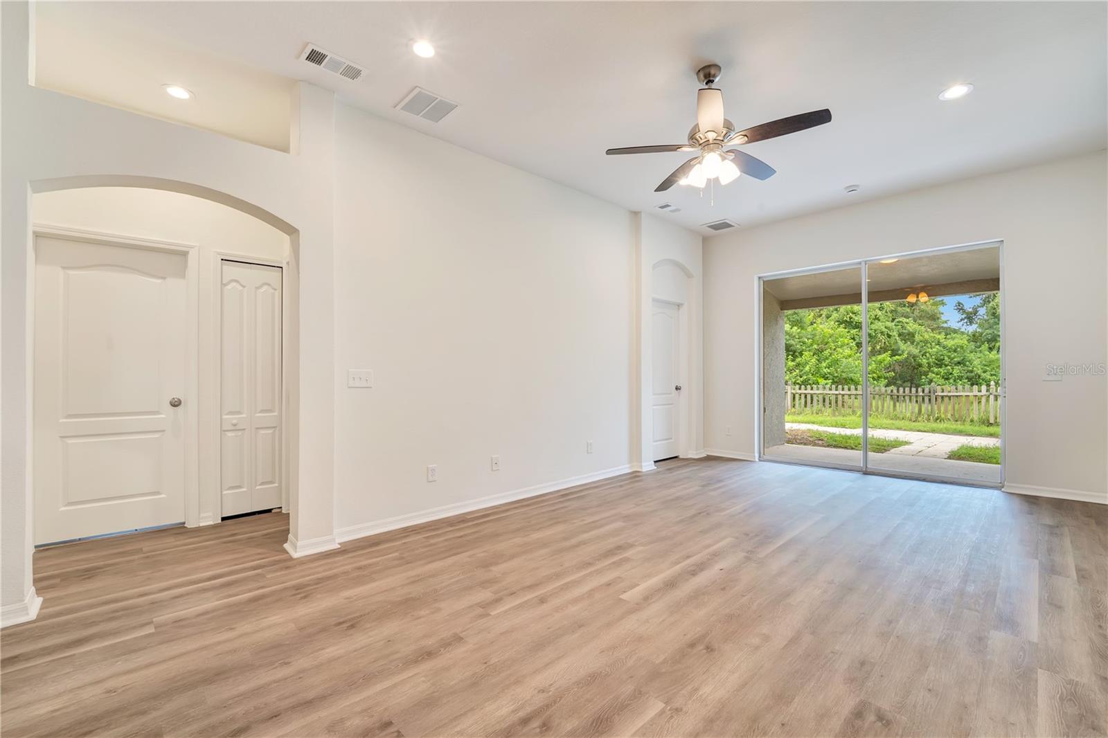 7752 BLUE SPRING DRIVE