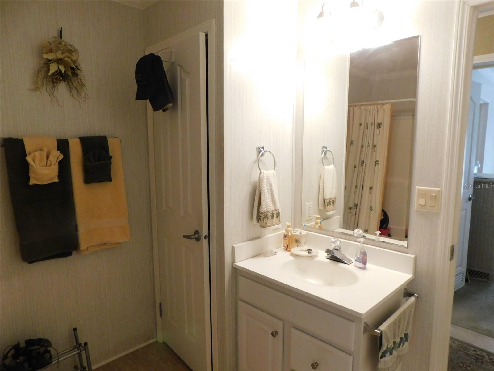 SUNNY BREEZE MOBILE HOME PARK - Residential