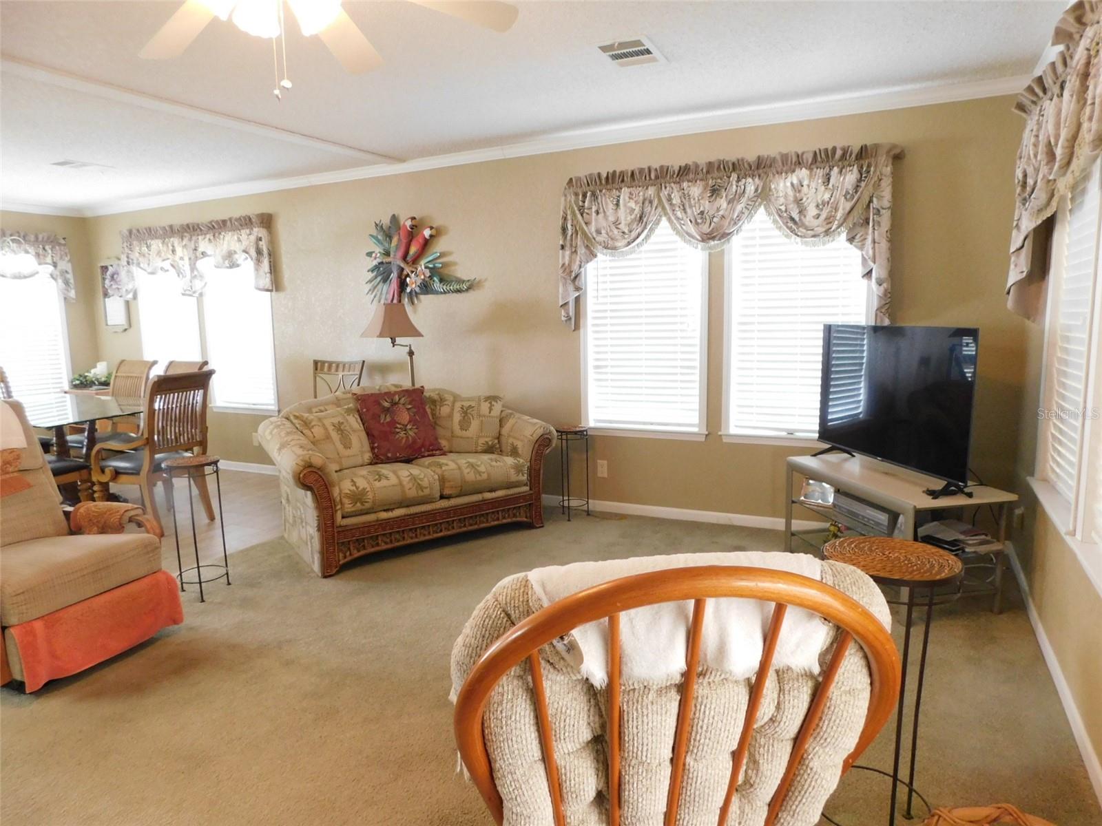 SUNNY BREEZE MOBILE HOME PARK - Residential