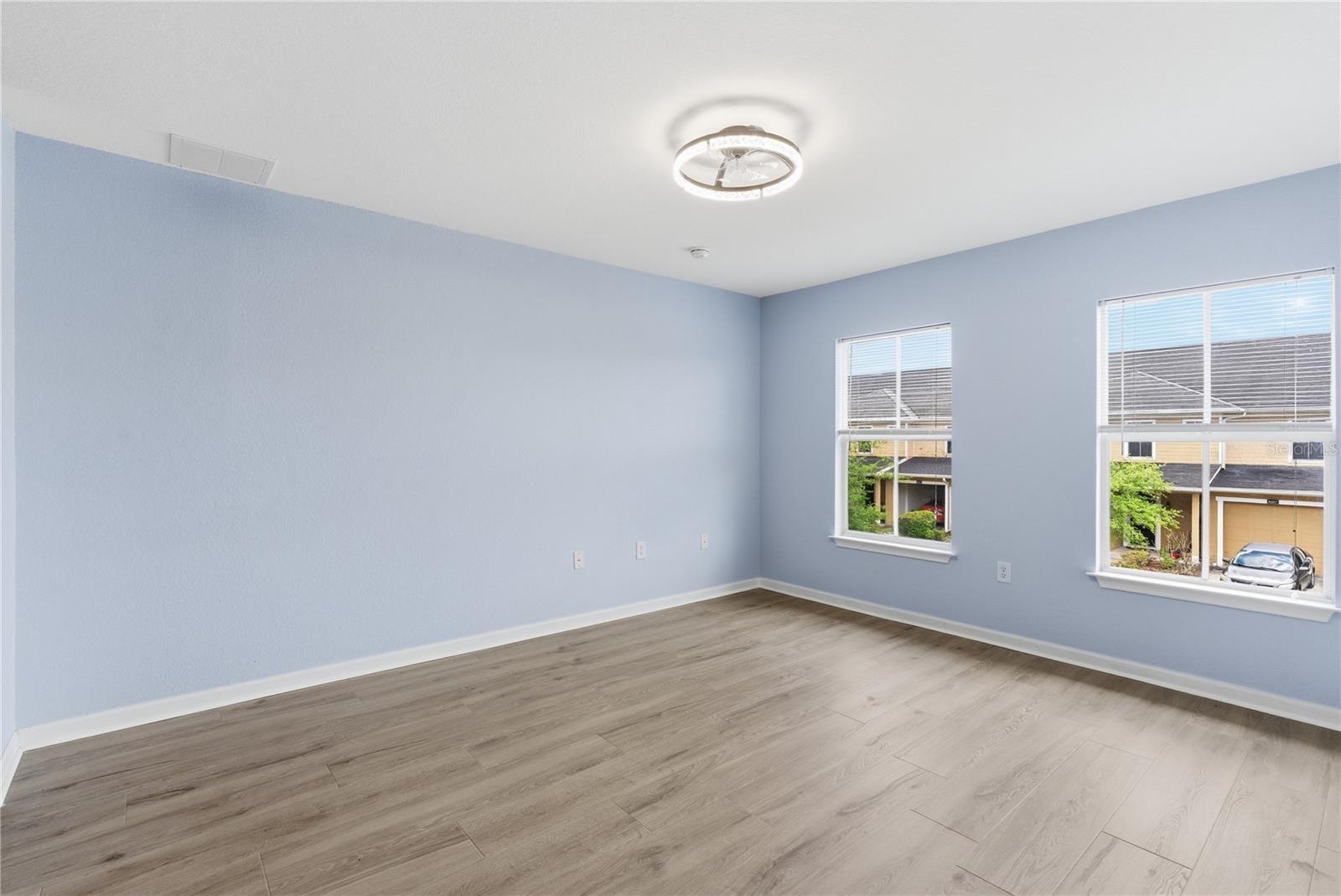 WEXFORD TWNHMS - Residential