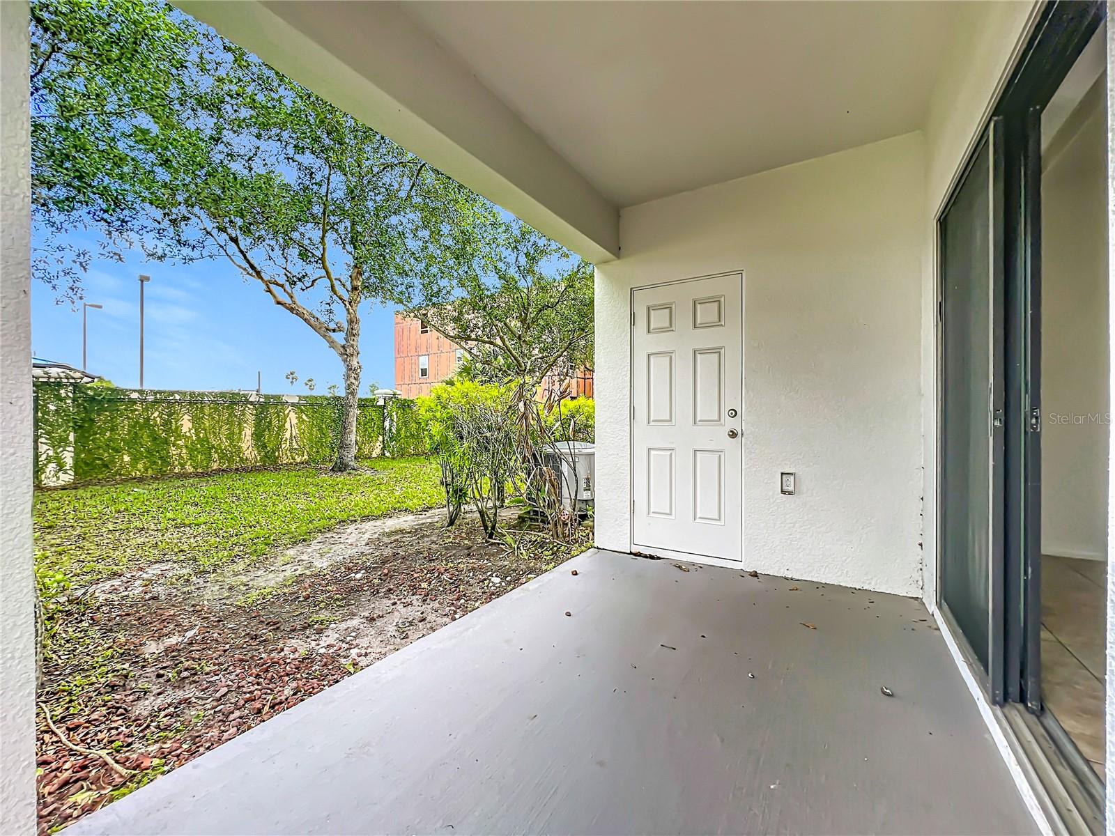 WINDSOR LAKE TWNHMS - Residential