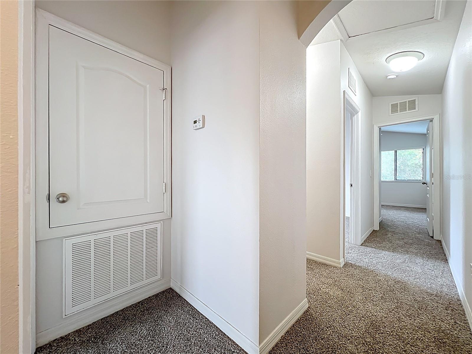 WINDSOR LAKE TWNHMS - Residential