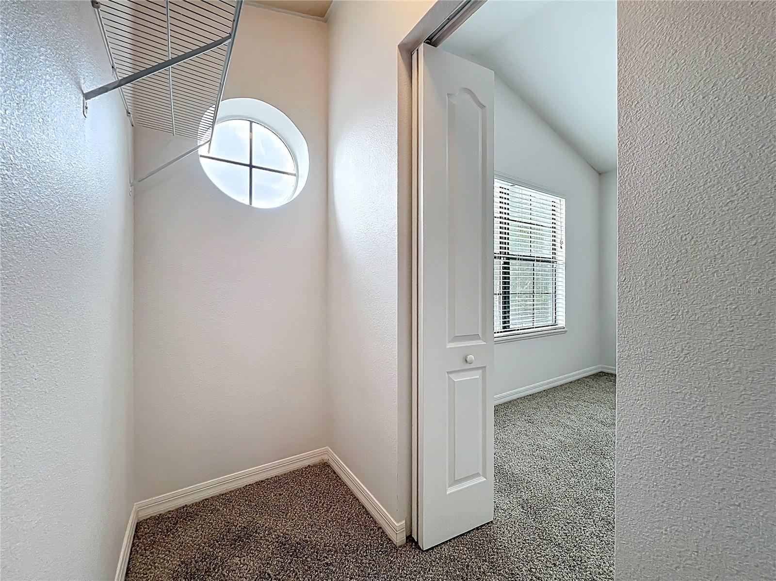 WINDSOR LAKE TWNHMS - Residential