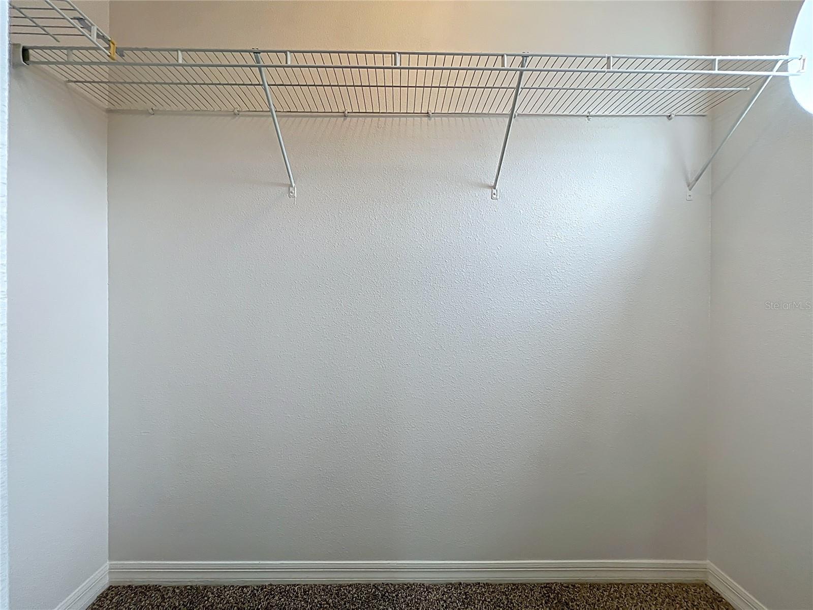 WINDSOR LAKE TWNHMS - Residential