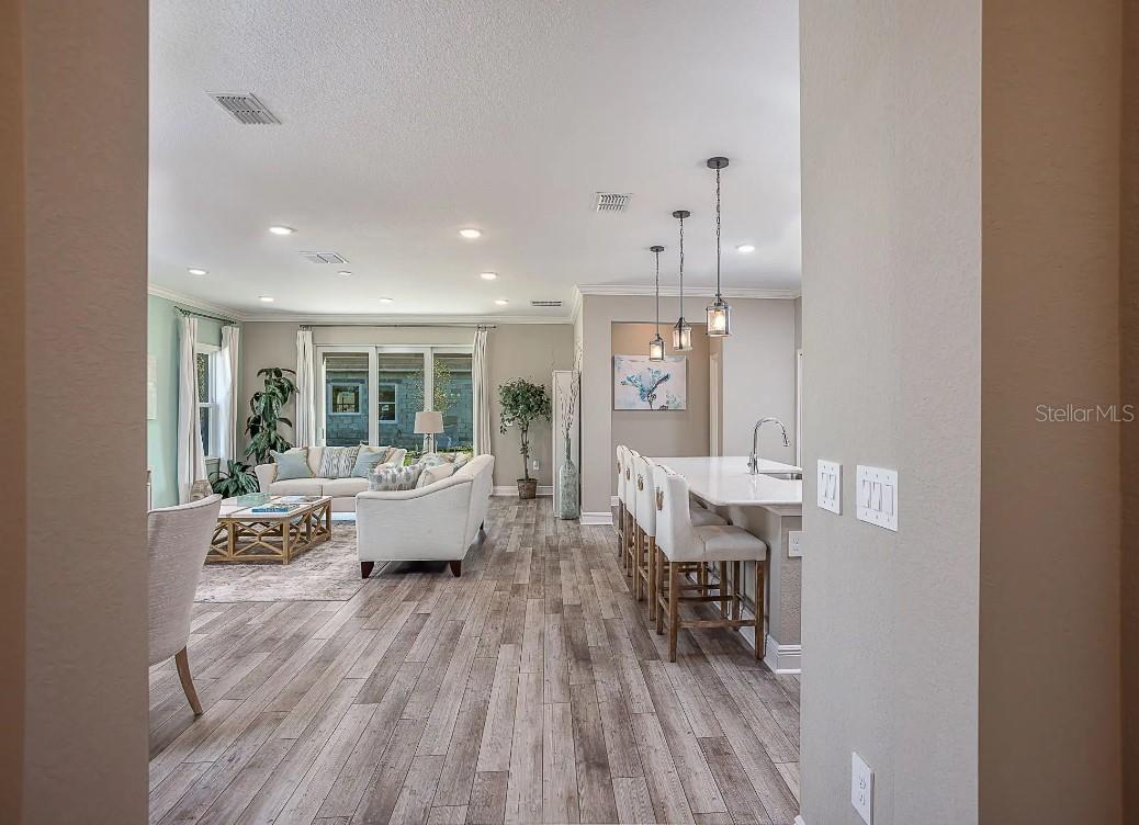 ROYAL HIGHLANDS - Residential
