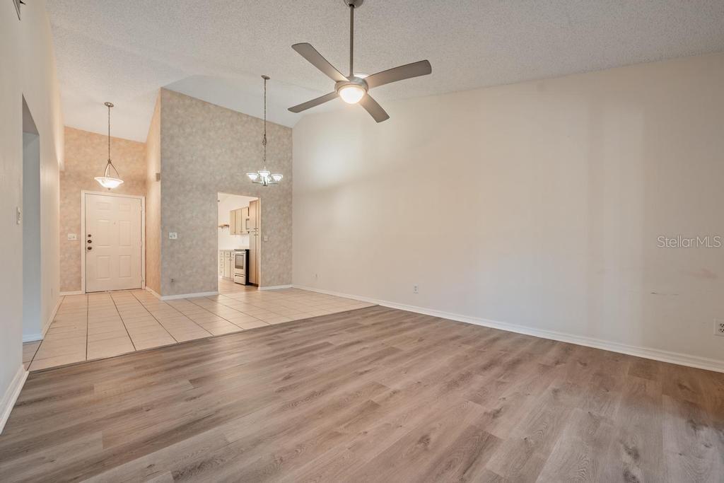 STEEPLECHASE PH - Residential