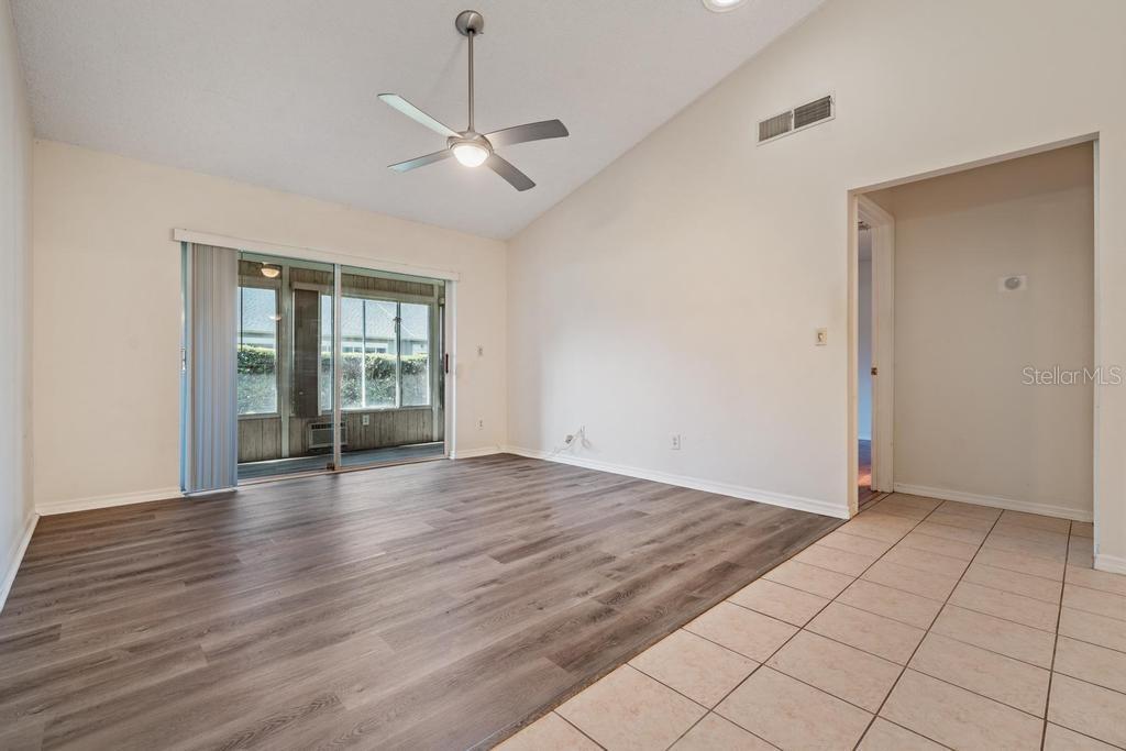 STEEPLECHASE PH - Residential