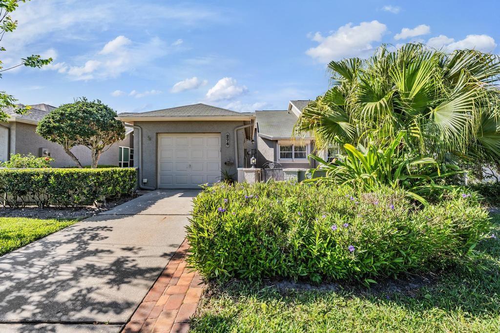 STEEPLECHASE PH - Residential