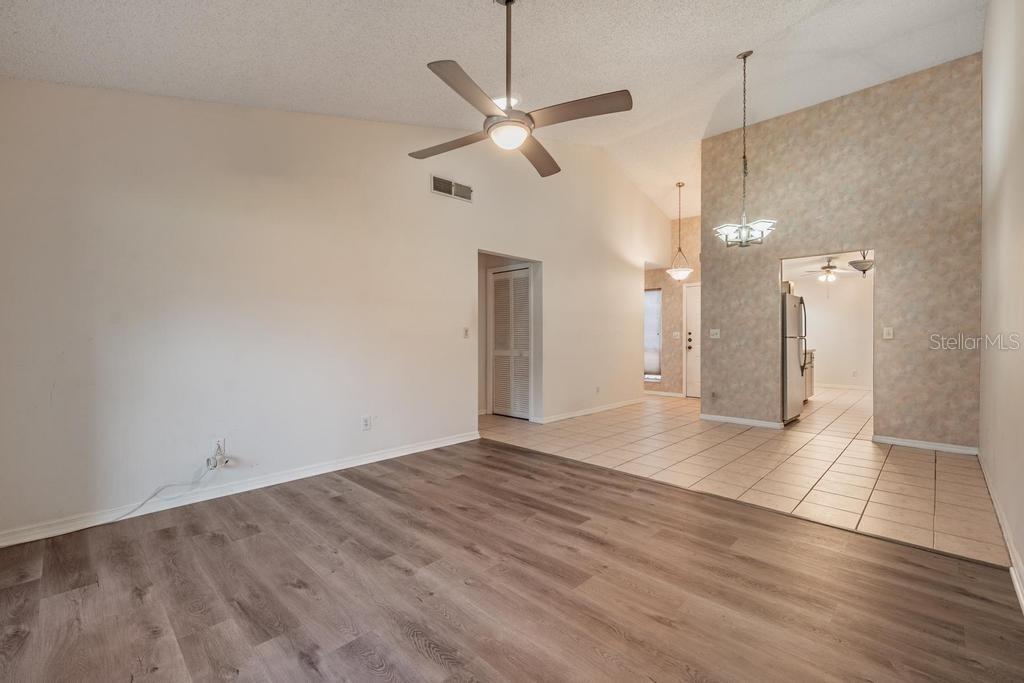 STEEPLECHASE PH - Residential