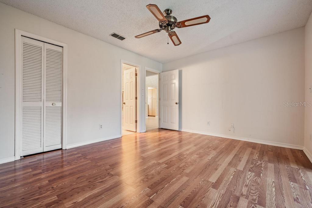 STEEPLECHASE PH - Residential