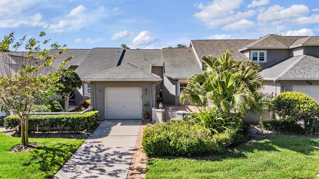 STEEPLECHASE PH - Residential