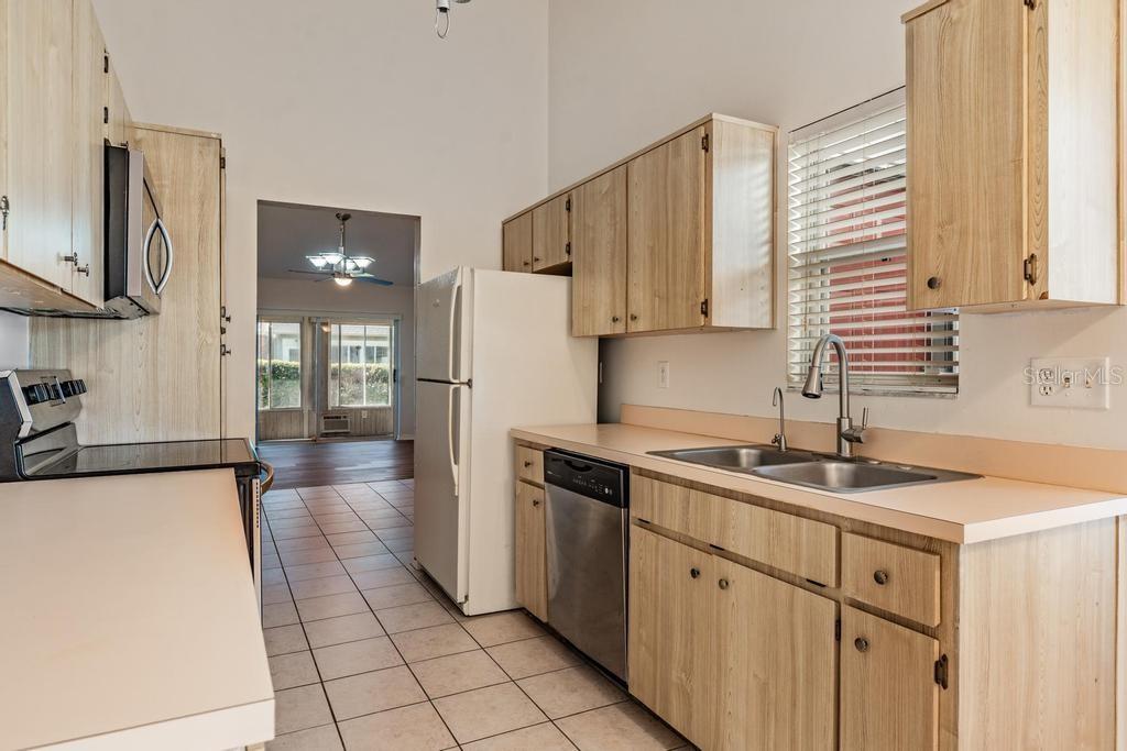 STEEPLECHASE PH - Residential