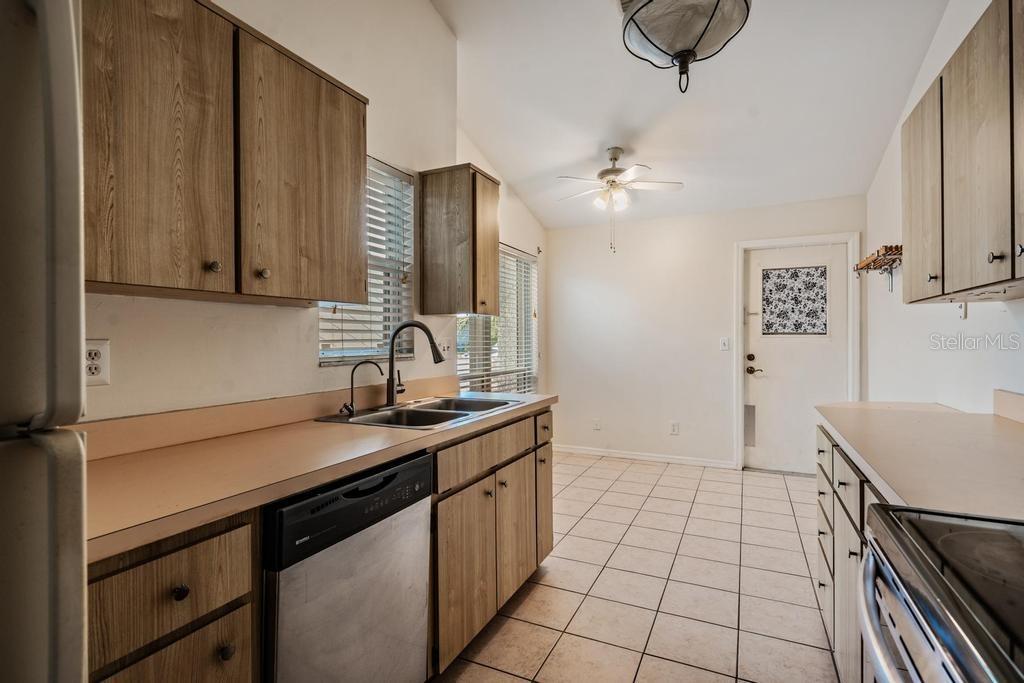 STEEPLECHASE PH - Residential