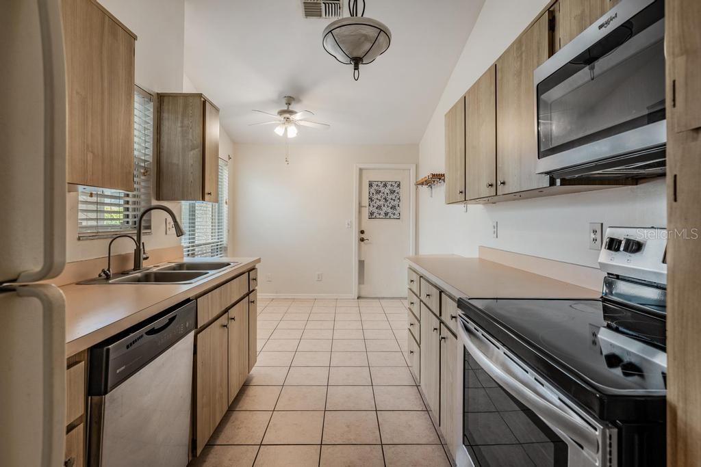 STEEPLECHASE PH - Residential