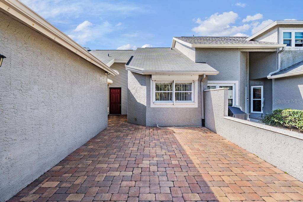 STEEPLECHASE PH - Residential