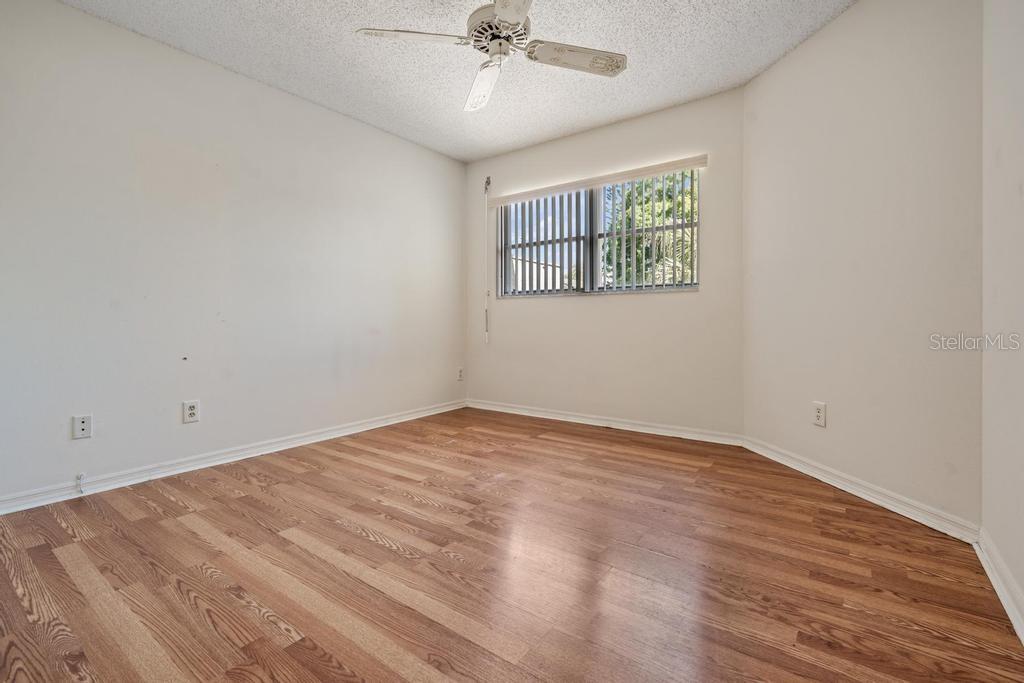 STEEPLECHASE PH - Residential