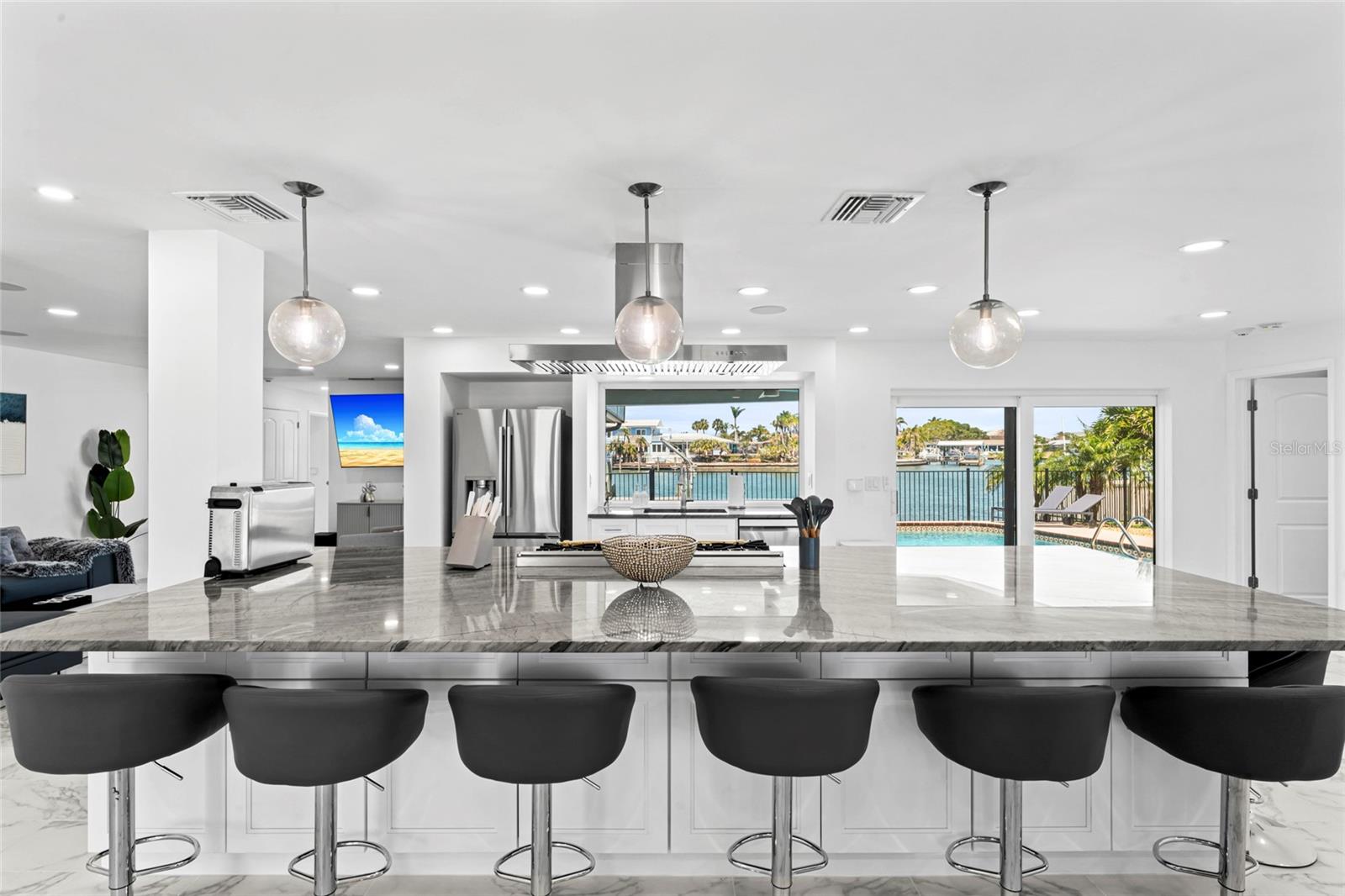 ISLAND ESTATES OF CLEARWATER - Residential Lease