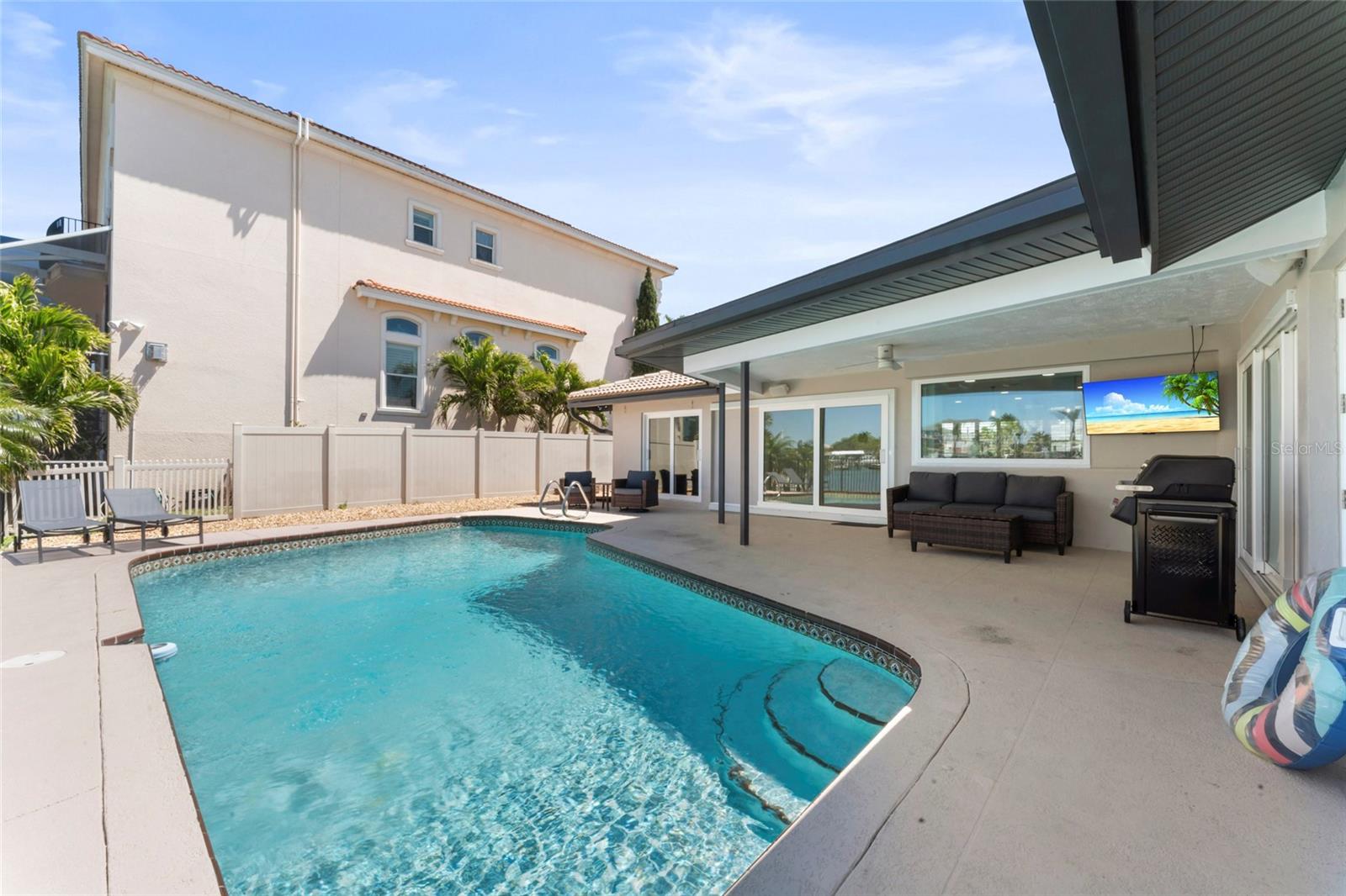 ISLAND ESTATES OF CLEARWATER - Residential Lease