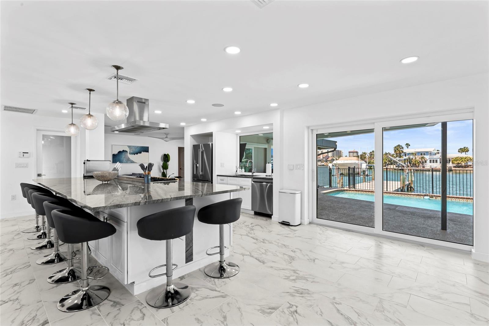 ISLAND ESTATES OF CLEARWATER - Residential Lease