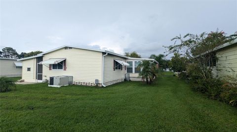 A home in LAKELAND