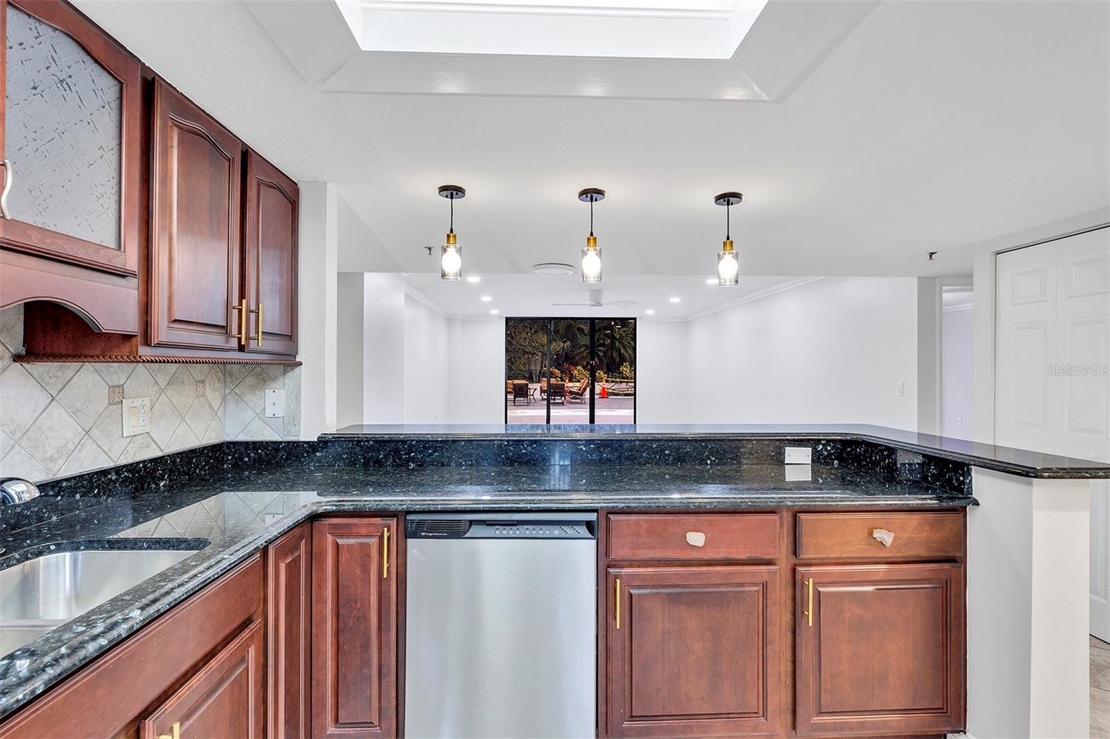 530 E CENTRAL BOULEVARD 102